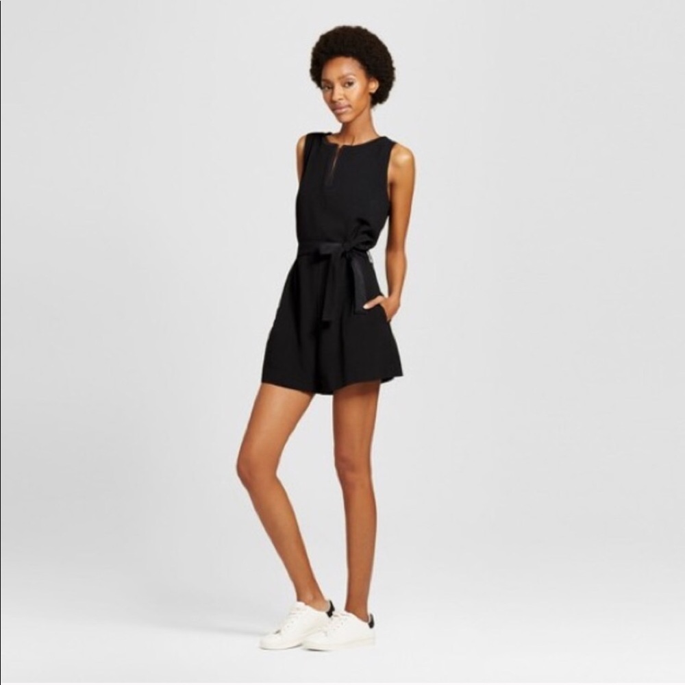 NEW Victoria Beckham Classic Black Romper Shorts